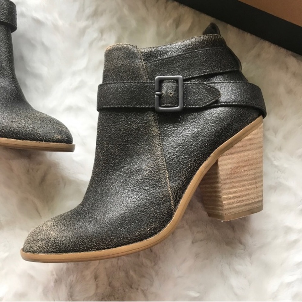 NEW Kelsi Dagger Jordana Distressed Ankle Booties - Picture 2 of 8